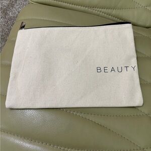 Beauty Counter - NWOT - Makeup Bag 10.5 x 7.5
